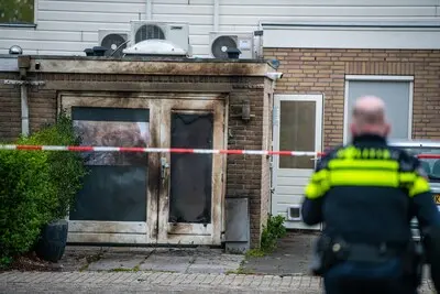 serie afgekocht aanslag op woning van failliete aannemer in de bremstraat in alphen aan den rijn