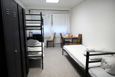 serie afgekocht adr ed20241030 0015 heeze 160 asielzoekers serieverblijven zes maanden in de tijdelijke opvanglocatie aan de boelakkers in heeze