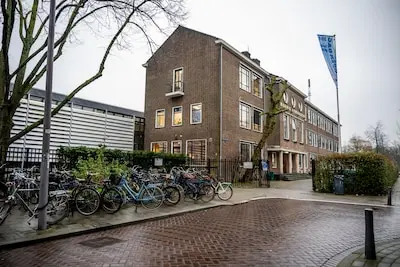 serie afgekocht adr een staking van leerlingen p het marnix gymnasium zonder docenten geen studenten foto frank de roo