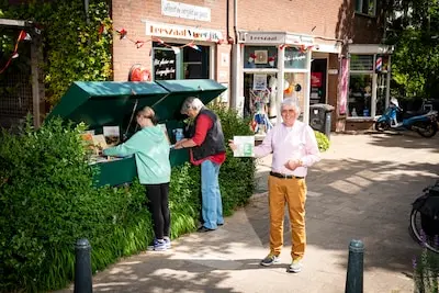 ar20250520 3762 pieter termeer bij leeszaal vreewijk
