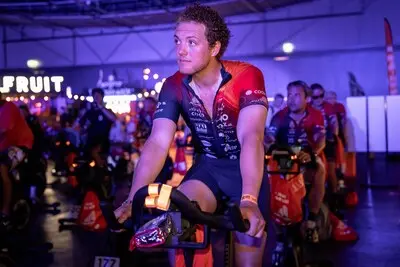 ar20250604 0103 05 06 2025 rotterdam alpe d huzes fietsen tegen kanker