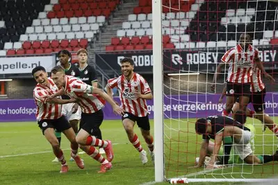 ar20250605 0281 rotterdam voetbal tijdens de tweede wedstrijd jong sparta feyenoord o21 in het sparta stadion p o foto carla vos cor vos 2025