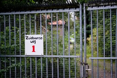 c roel dijkstra fotografie foto joep van der pal vlaardingen zuidbuurtseweg 1 wordt een polenhotel