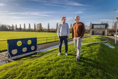 de voetbalvereniging en handbalvereniging in schipluiden gaan fuseren hiervoor krijgen de verenigingen een donatie van 10 000 euro uit het rabo impactfonds schipluiden 29 noivember 2024 foto nico schouten