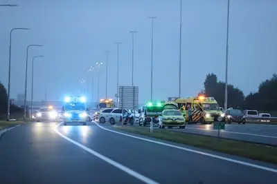 online geplaatst en betaald het ongeluk gebeurde ter hoogte van afrit delft zuid