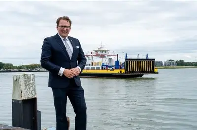 rob oosterlee stopt als voorzitter van de dorpsraad rozenburg