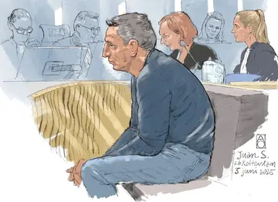 rotterdam rechtbanktekening van juan s de spaanse vrachtwagenchauffeur die op 27 augustus 2022 inreed op een buurtfeest in nieuw beijerland bij het drama kwamen zeven mensen om het leven en raakten meerdere mensen gewond anp aloys oosterwijk