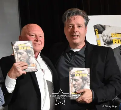 rudy pevenage links en john van ierland tijdens de presentatie van het boek der rudy in parike belgie