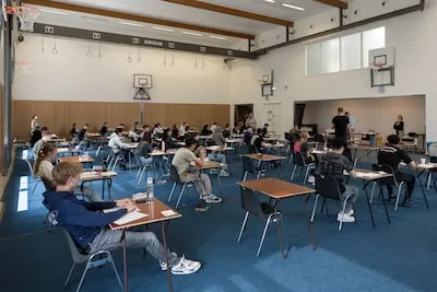 serie afgekocht bd nederland bd20240522 0003 den bosch laatste lichting sancta scholieren doen examen