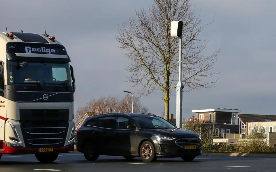 nieuwe flitspaal leeuwarden