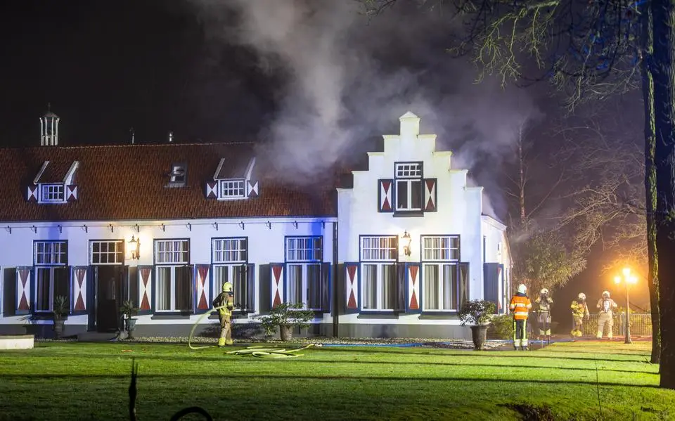 bij20de20brand20in20het20hoofdgebouw20van20landgoed20princenhof20was20veel20rookontwikkeling