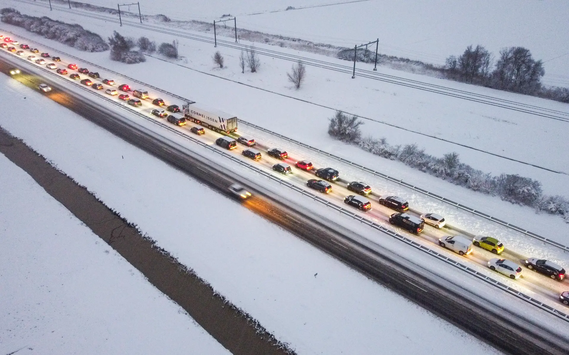 grou file a32 sneeuw