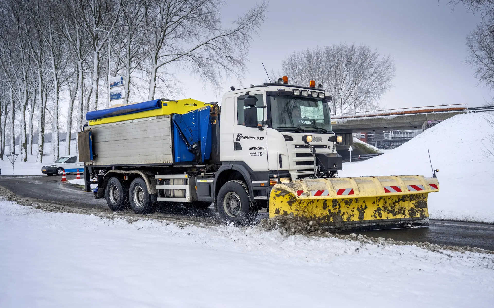 sneeuw gladheid grou donkerbroek n381