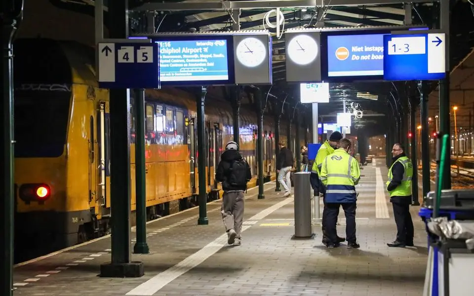 de20ns20brengt20in20de20dienstregeling20van20202720de20rechtstreekse20trein20van20friesland20naar20rotterdam20niet20terug