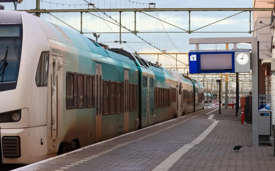 trein leeuwarden hurdegaryp arriva
