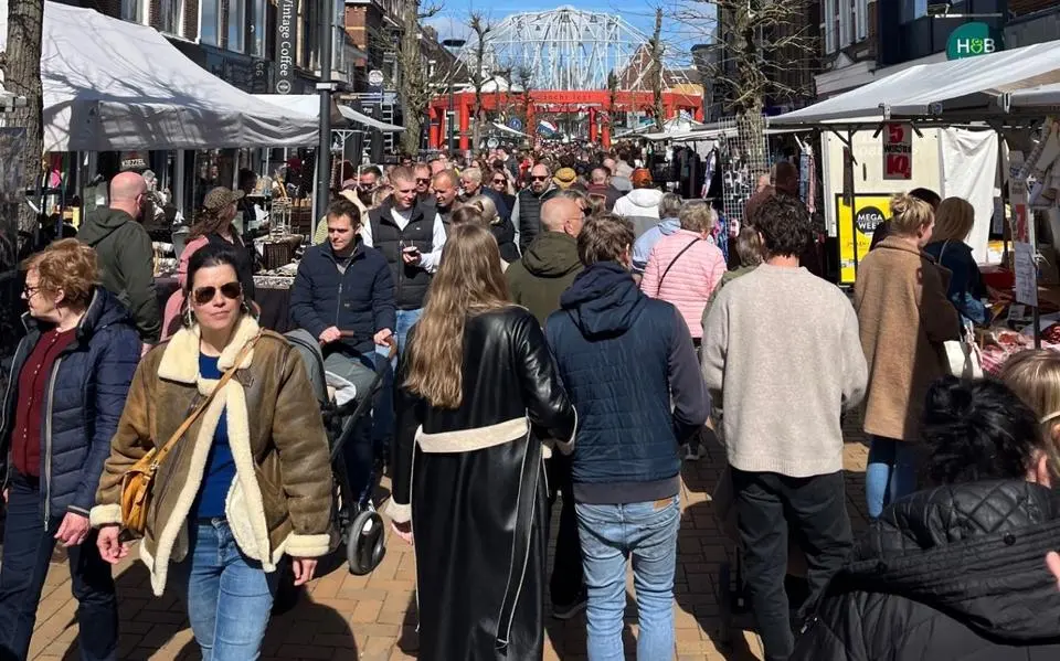 paasmarkt20dr202620e20f20emiel20de20vlas