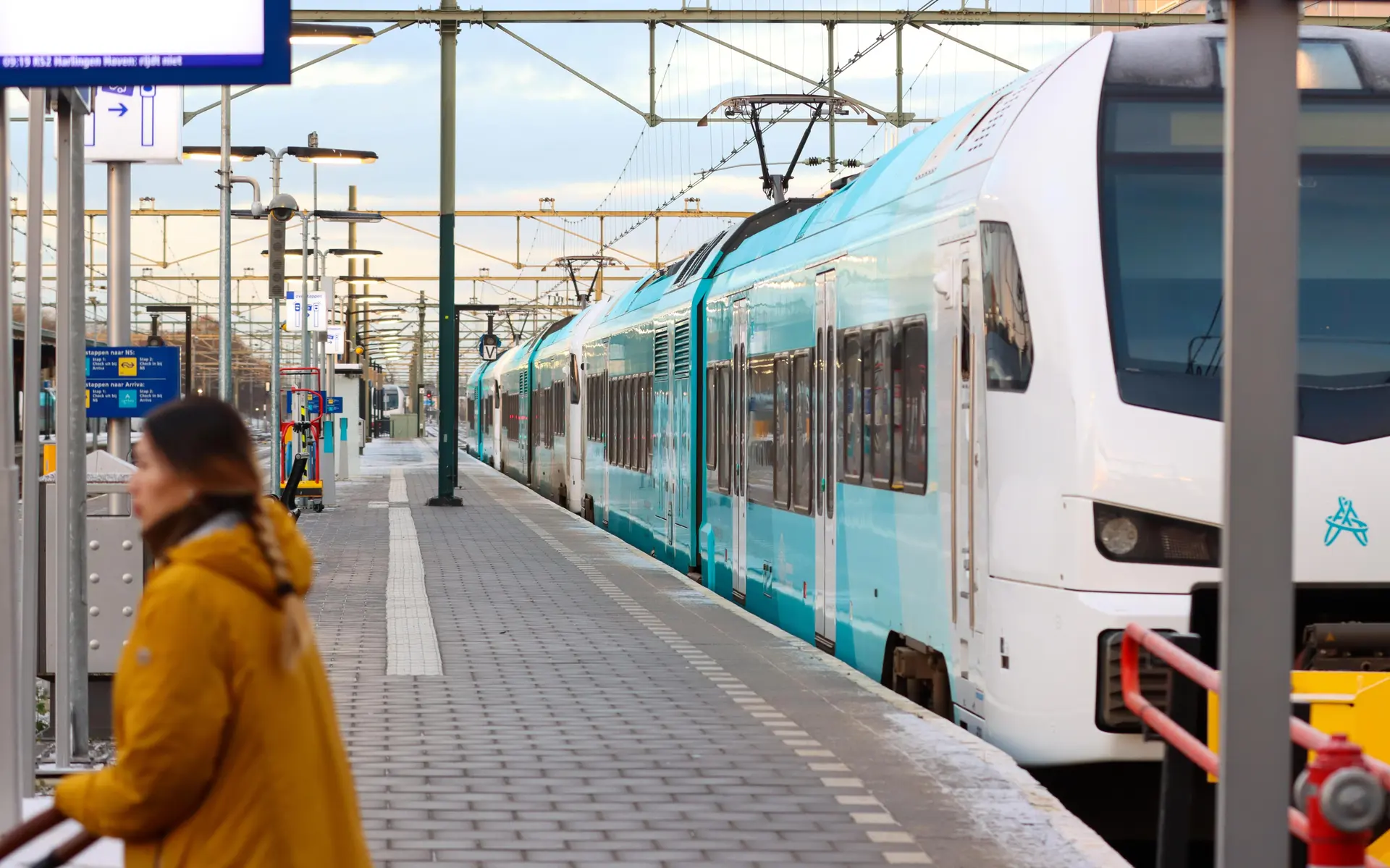 trein leeuwarden spoor arriva