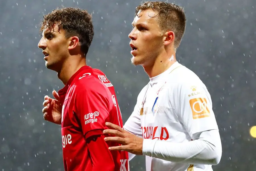 FC Twente Telstar Rafik Zekhnini Senne Leynen