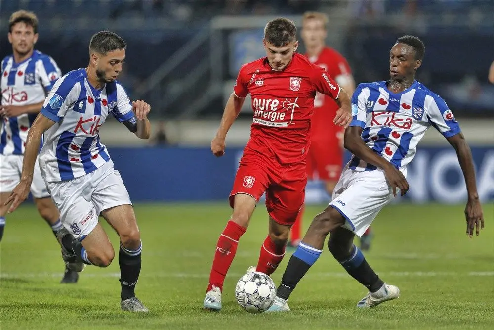Lindon selahi heerenveen fctwente