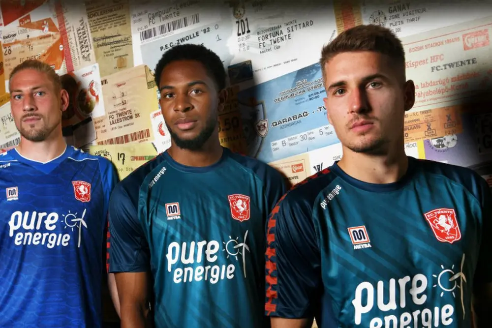 Sadilek Cleonise Unnerstall FC Twente Uitshirt Seizoen 2022 2023