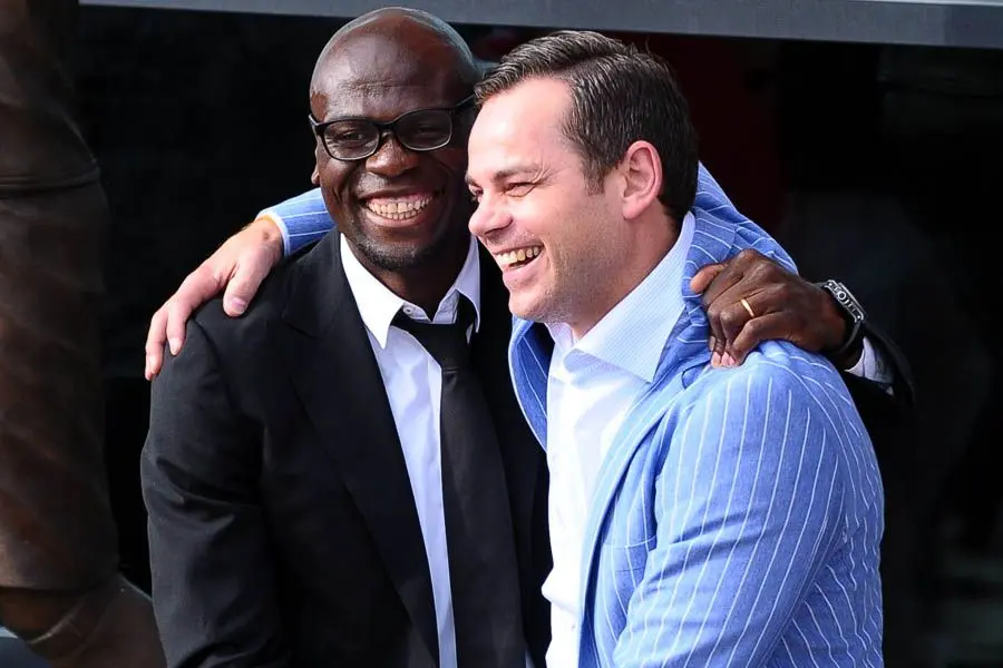 blaise nkufo sander boschker huldiging standbeeld
