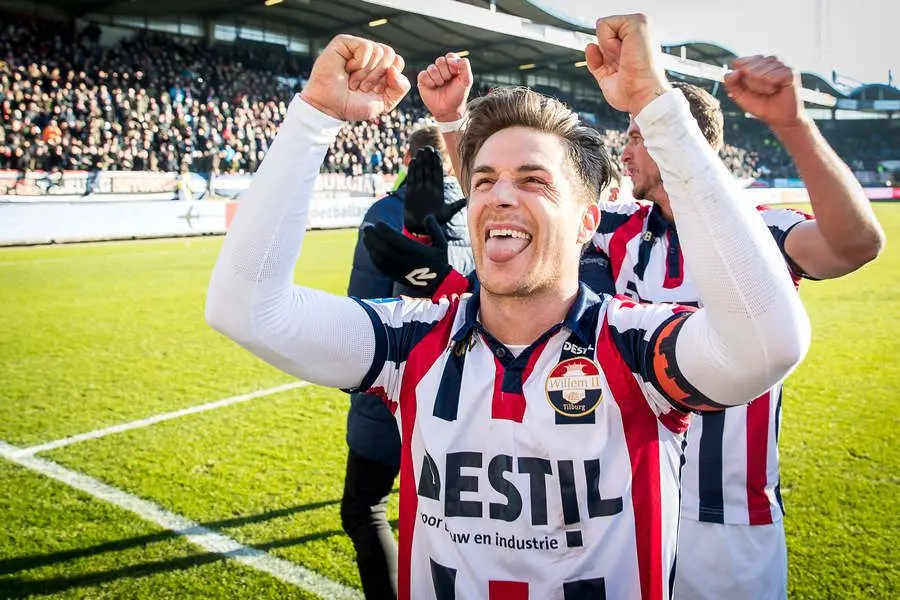jordens peters koning willem ii 2 stadion juichen aanvoerder