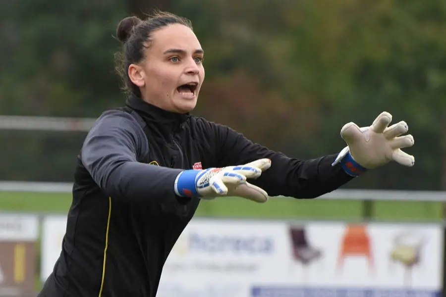 nicky evrard fc twente vrouwen training 2018