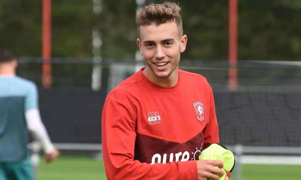 oriol busquets vrolijk training fc twente 2019