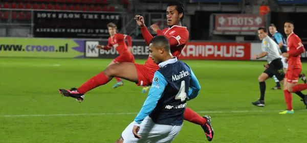 renato tapia fc twente sparta
