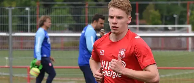 sander versendaal rechtsback fc twente conditie training 2018