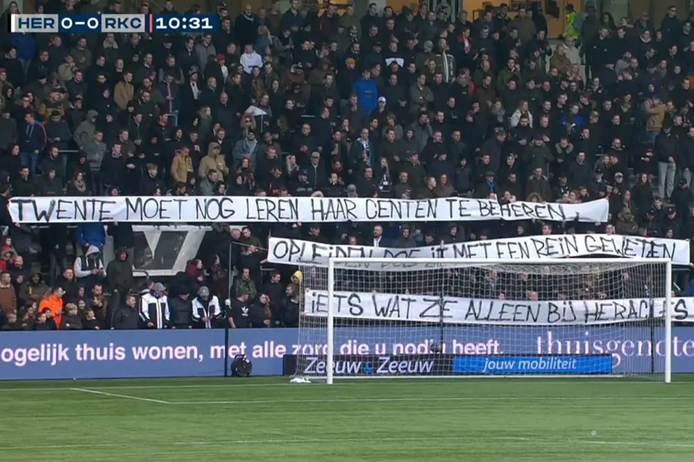 spandoek heracles fc twente maart 2020 opleiden