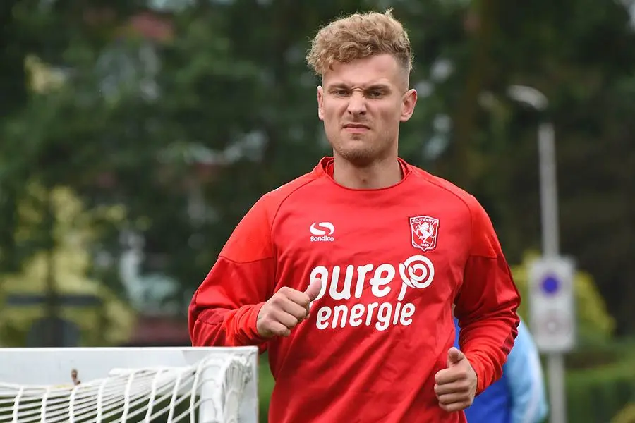 tim holscher training fc twente smerige blik