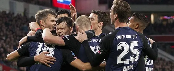 vieren juichen doelpunt uitshirt fc twente psv 2017