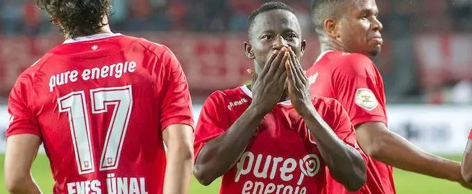 yaw yeboah bedankt publiek fc twente