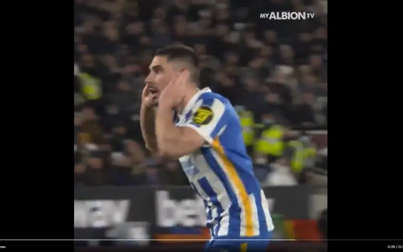 211202maupay