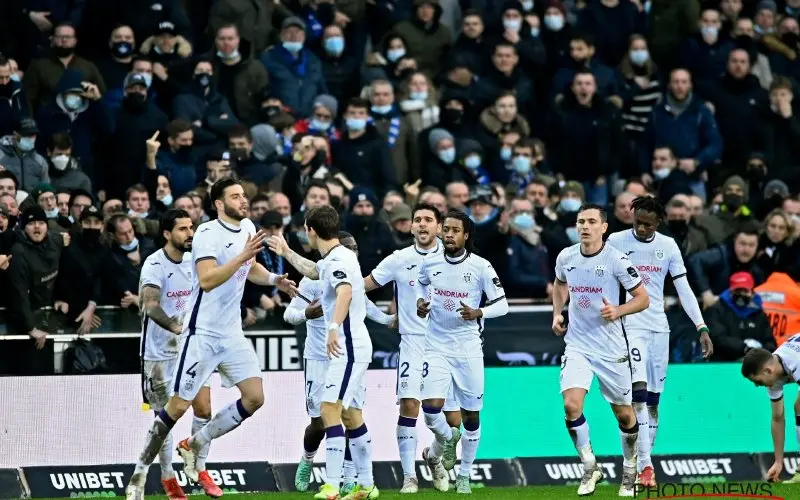 211219wesleyhoedt