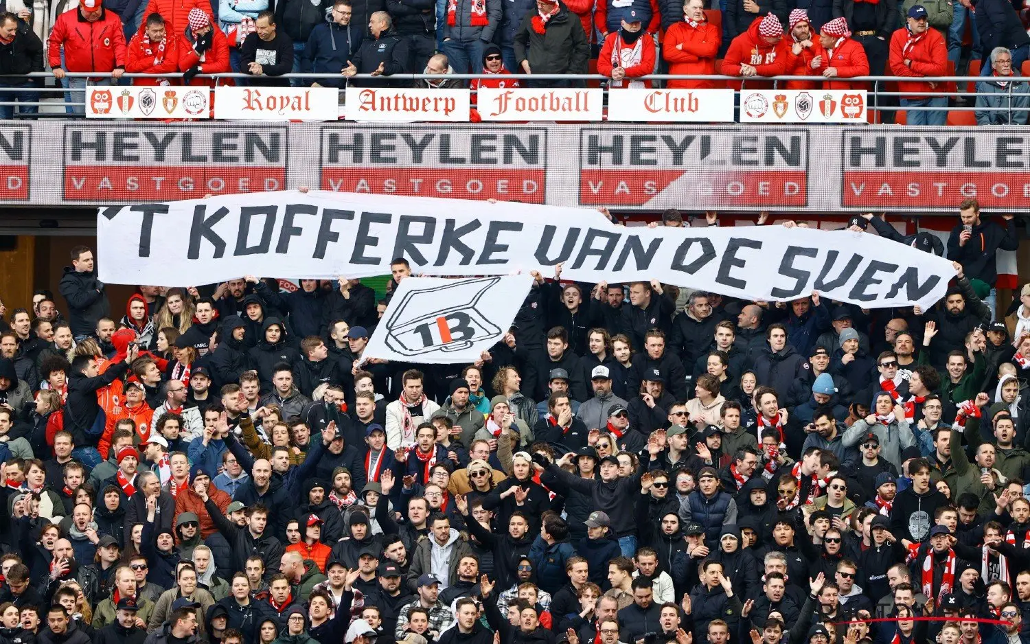 220311antwerpfans