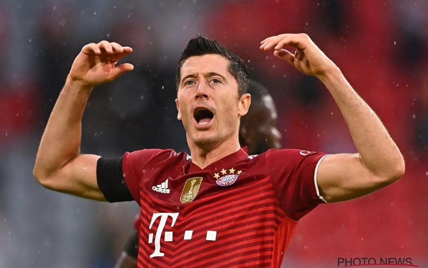 220328robertlewandowski