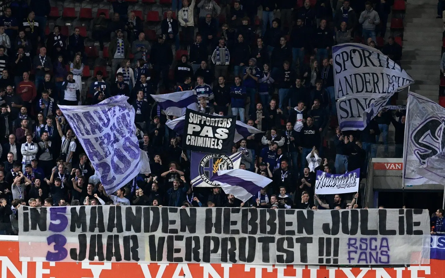 221022anderlechtfans
