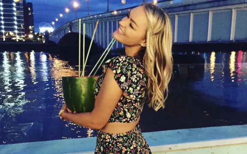 laurawoods2
