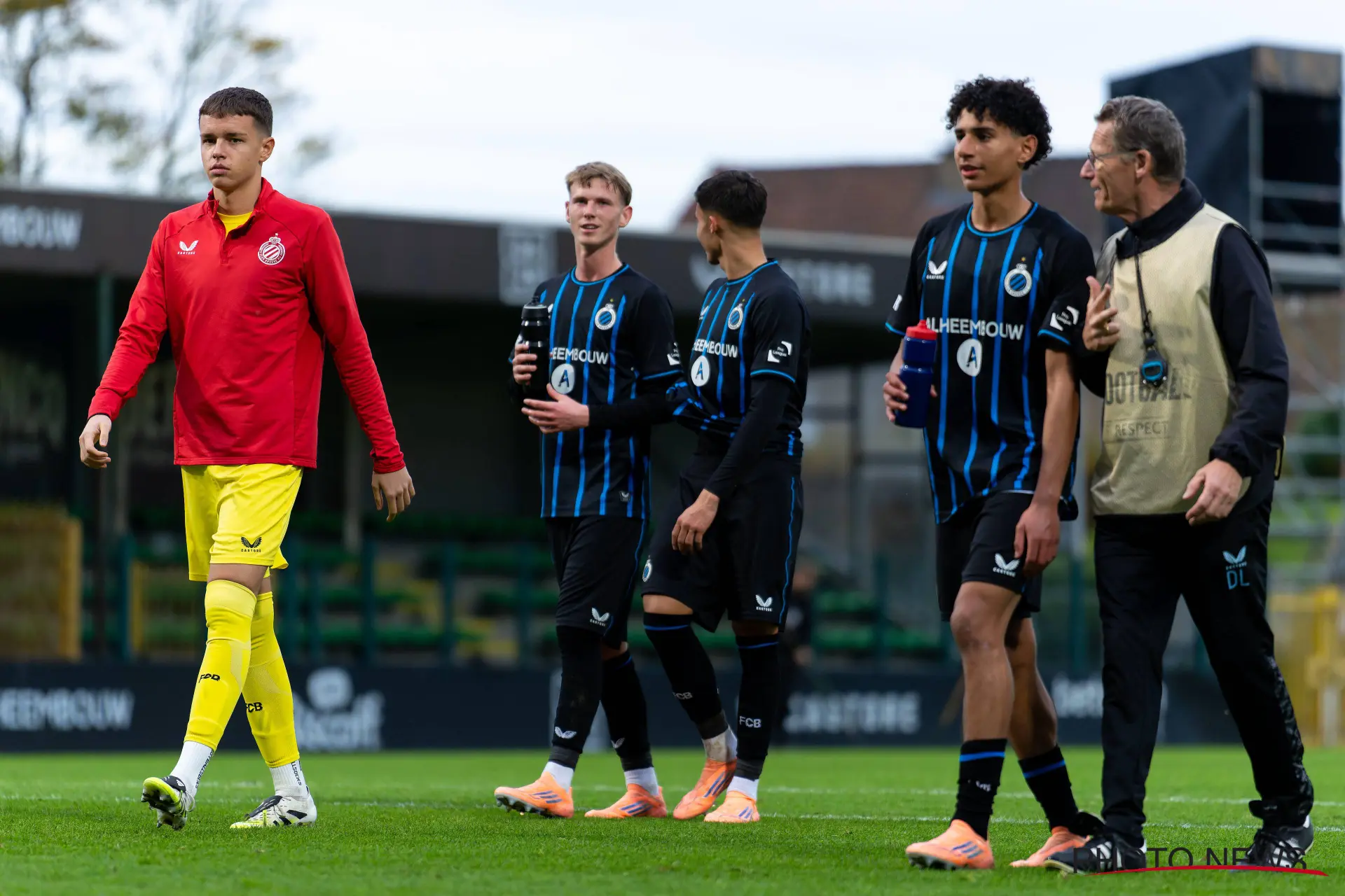 PHOTONEWS_11184809-011