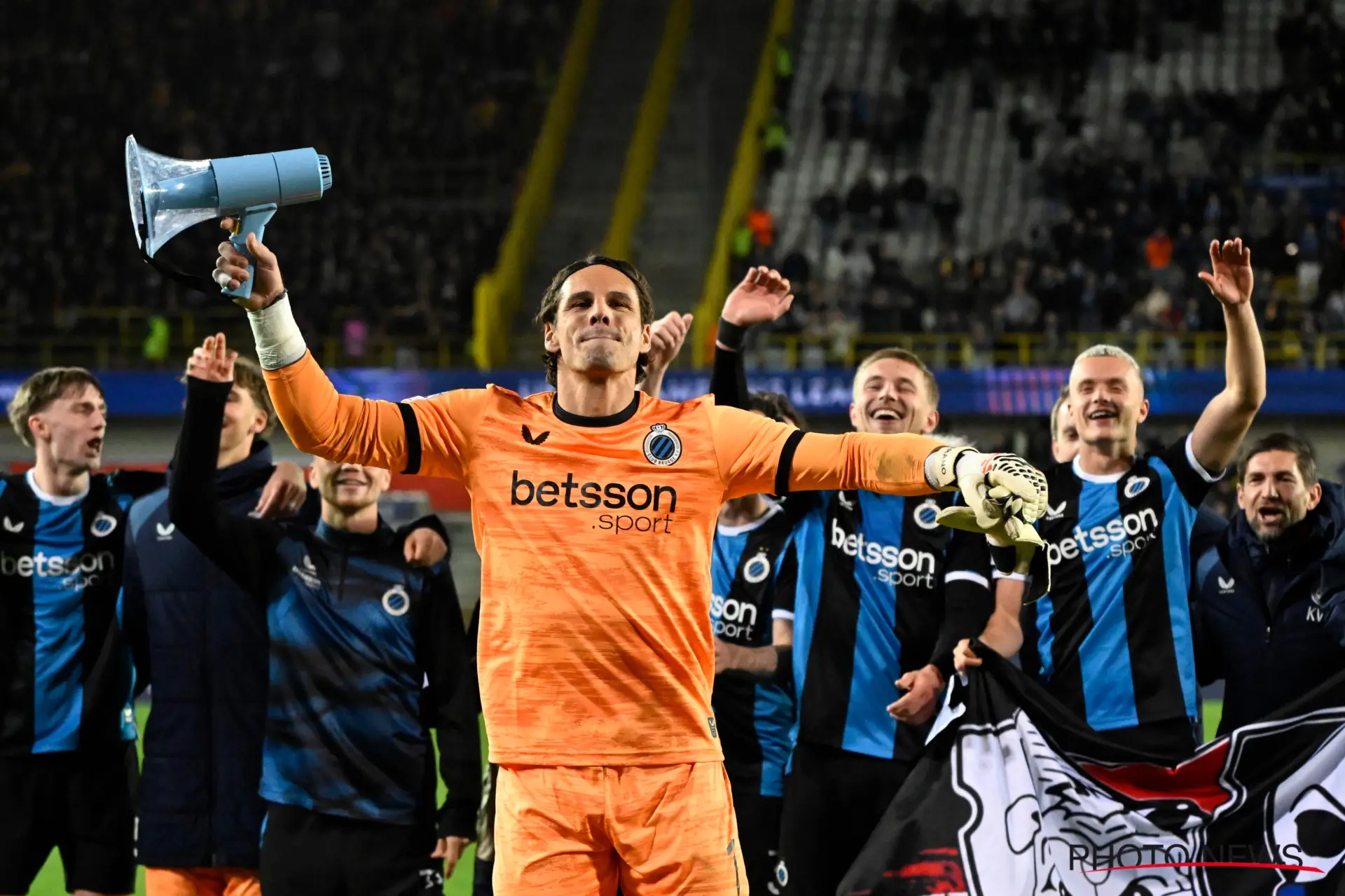 PHOTONEWS_11234528-406