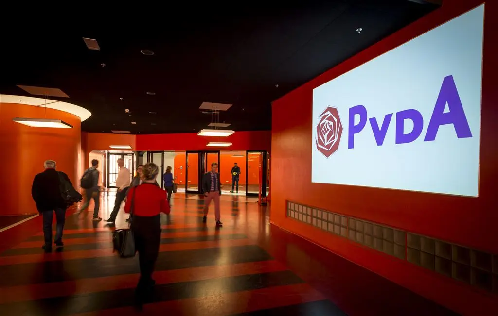 2 euro om te stemmen op pvda lijsttrekker1476461297