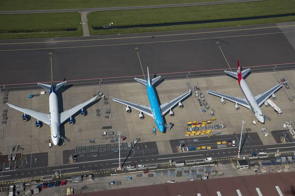 35 mensen klagen 158 000 keer over schiphol1488708486