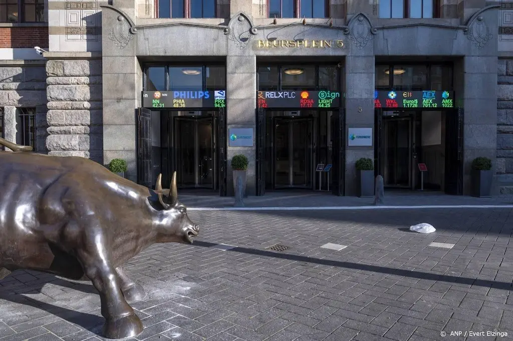 aex zet koers richting 800 punten wall street gesloten1630923629