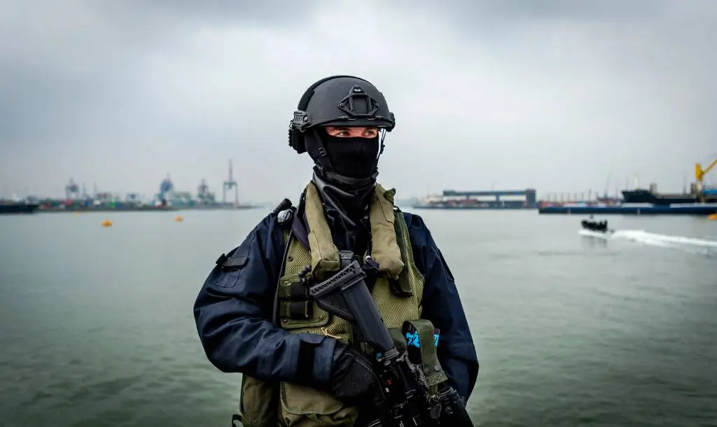 amsterdam bootst terroristische aanslag na1510116485