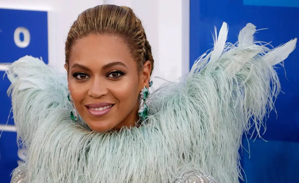 beyonce schrijft geschiedenis met vogue cover1532998816