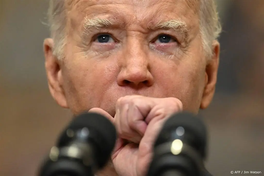 biden twee dagen lang gehoord over geheime documenten1696908098