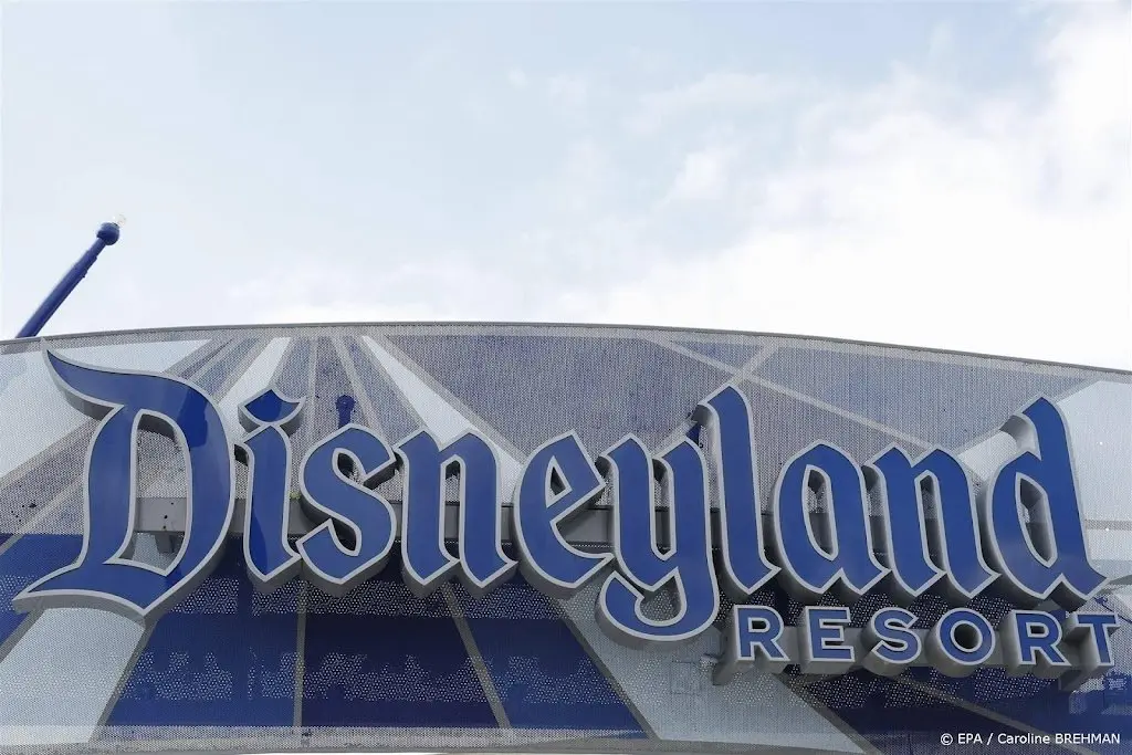 disney en andere mediabedrijven stoppen tijdelijk met adverteren op x1700277635