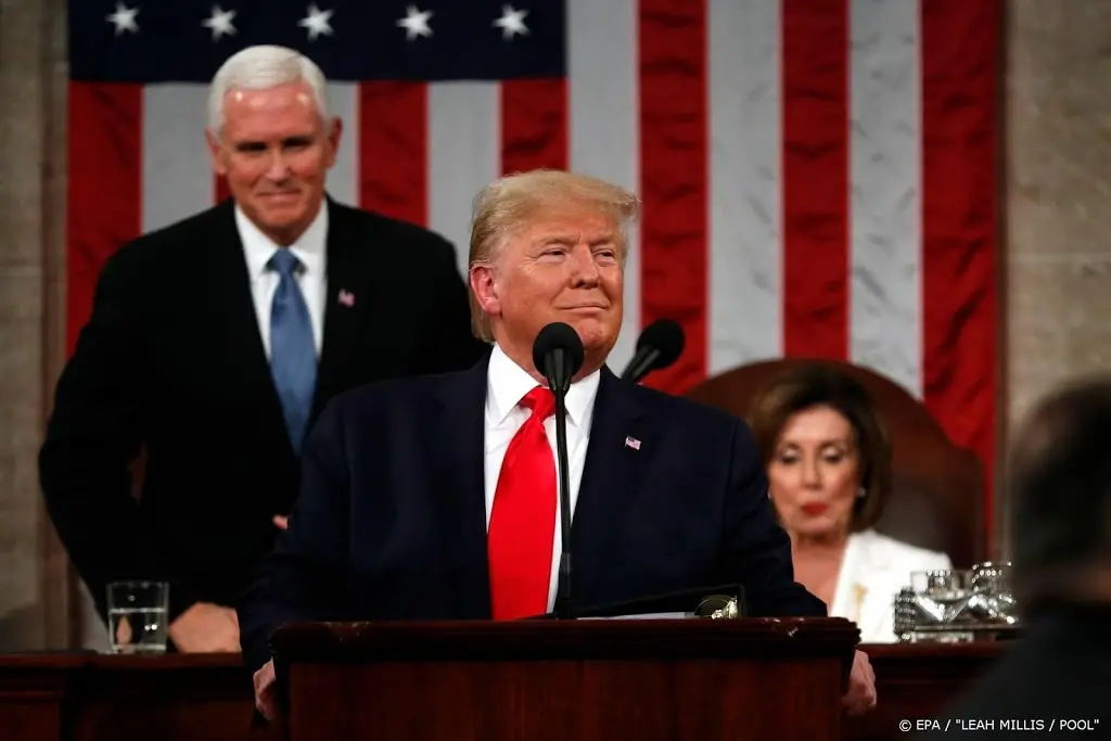 donald trump overleeft afzettingsprocedcure1580938838